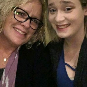 Meet your Posher, Lori